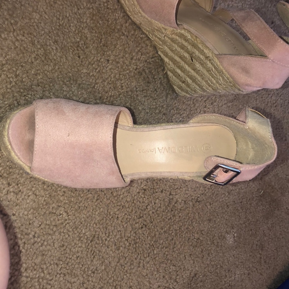 High heels - Picture 2 of 6